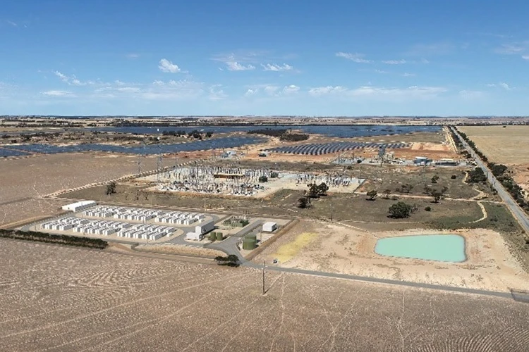 Visualisation of Merredin Battery Energy Storage System when construction has completed.